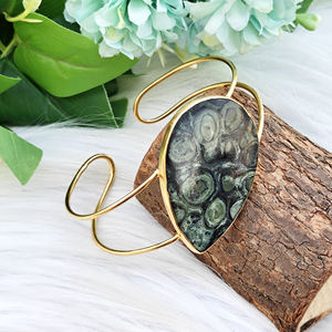 Bracelet pour femme plaqué or, jaspe kambaba naturel, bracelet ouvert, forme de poire longue, pierre précieuse, double couche, bracelet ouvert - Product Image 5