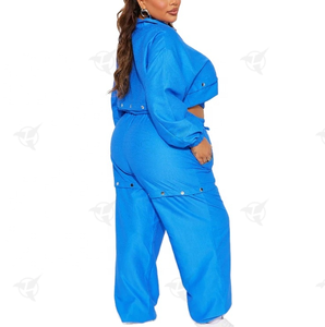 Gran oferta, conjunto de Jogger para mujer, conjunto de chándal personalizado de alta calidad, estilo ligero para mujer, con capucha, impermeable y cremallera para exteriores - Product Image 5