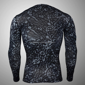 Chaqueta ligera de manga larga con cremallera completa para mujer UPF 50 + protección solar con capucha estilo Rash Guard para protección solar al aire libre - Product Image 5
