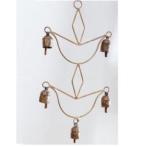 Étiquette ronde suspendue en fer plaqué or avec des motifs en relief de croix, d'animaux, de fleurs et d'amour pour la décoration de la maison et les cadeaux de Noël - Product Image 1