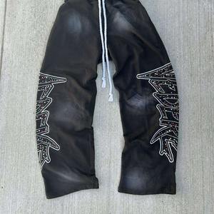 Pantalones Deportivos con Pedrería de Alta Demanda al por Mayor, MOQ Bajo, Precio Bajo, Pantalones Deportivos con Pedrería de Alta Calidad - Product Image 3