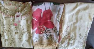 Conjunto de Kurta Sharara de Seda Chinon con Dupatta, Diseño de Seda Chinon con Bordado de Lentejuelas, Top y Sharara con Dupatta - Product Image 5