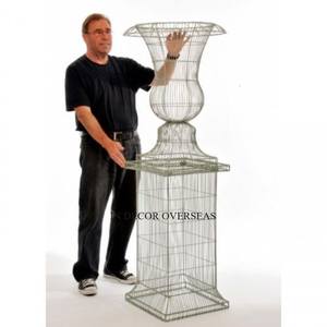 ตกแต่งชิ้นกลางสำหรับงานแต่งงานลวดโลหะหนักมีขนาดและสีตามสั่งทำให้มีดีไซน์ทันสมัยไม่เหมือนใคร - Product Image 1