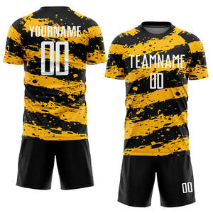 Uniformes de football disponibles en designs personnalisés tissu extensible respirant coutures solides résistance à l'humidité et finition athlétique - Product Image 1