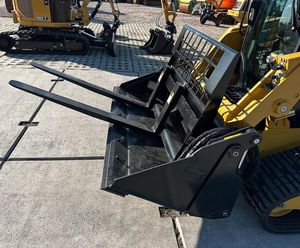 Cargadora Compacta de Orugas Caterpillar 249D3 2024, Más de 10 Horas de Uso, 3710 kg, Capacidad de Cucharón de 0.4 m, Usada, Motor de 50 kW en Venta - Product Image 2