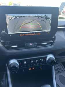 Toyota RAV4 XSE d'occasion 2023 - Product Image 4