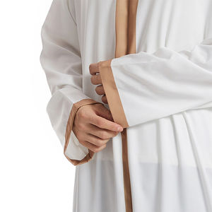 Arabian Design Long Thobe Vêtements Hommes Thobe à capuche Tissu personnalisé Musulman Hommes Thobe Longue longueur Élégant Hommes - Product Image 5