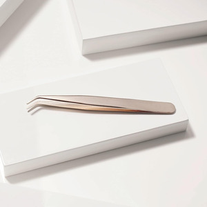 Pince à cils avec logo personnalisé vente en gros de marque privée pince à épiler professionnelle pour extension de cils en acier inoxydable par LOHAR ORTHOPEDIC - Product Image 4