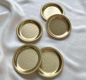 Lot de 5 sous-verres ronds en laiton durables faits à la main avec motif corde torsadée, tapis et supports artisanaux (Style moderne) - Product Image 3