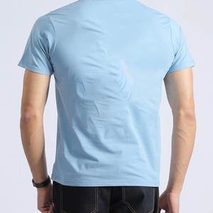 T-shirts en polyester pour hommes de haute qualité, personnalisés, unis, surdimensionnés, courts, imperméables, à séchage rapide, écologiques, fabriqués au Pakistan - Product Image 3