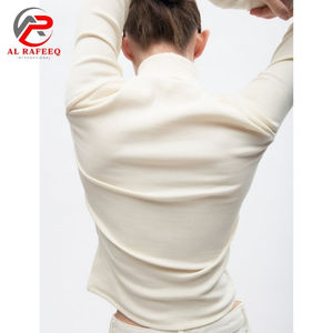 Suéter informal de invierno ajustado para mujer Suéter de punto de costillas de cuello alto con logotipo Jersey cálido de color sólido - Product Image 5