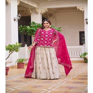 Lehenga Choli de Seda Pura Personalizada, Diseño Tradicional Elegante para Festivales, Fiestas, Bodas, Celebraciones, Brillo Otoñal, Étnico - Product Image 6