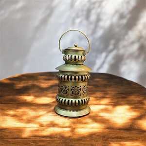 Lanternes rustiques en bois et fer noir - Product Image 2
