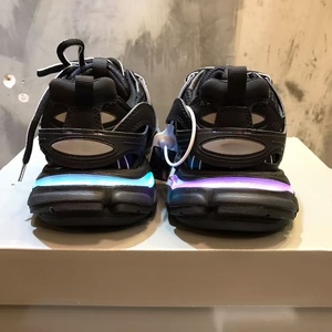 Nouvelles chaussures de sport décontractées de haute qualité, modèle 2026, confortables et polyvalentes, respirantes, chaussures de sport LED Track 3.0 - Product Image 1