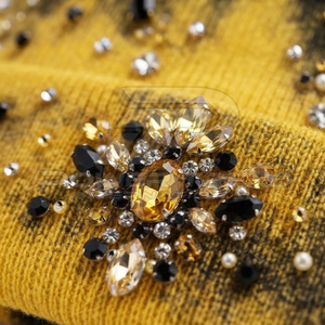 Vente directe usine – Bonnets en laine mélangée sur mesure avec strass, tricotés doux, design scintillant en cristal, pour l'hiver et les voyages - Product Image 6