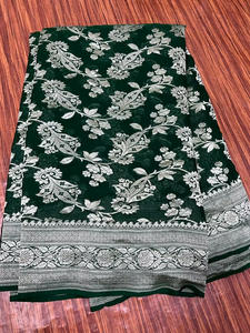 Sari en Georgette Khaddi Banarasi pur, tissage semi-artisanal, tissage élégant, tissu lisse, beau design traditionnel, fête, soleil - Product Image 3