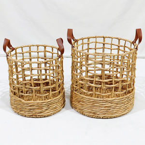 Ensemble de 2 paniers à linge en jacinthe d'eau rustique écologique fabriqués à la main par Artex Dong Thap - Product Image 4