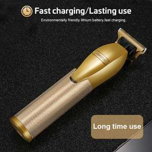 Tondeuse à Cheveux Professionnelle Portable Rechargeable Entièrement Métallique, Boîtier en Acier Inoxydable Doré, Sans Fil pour Barbiers - Product Image 4