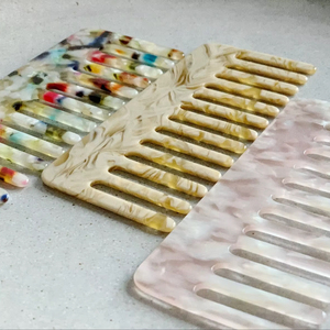 Peigne en résine professionnel pour coiffeur, peigne à cheveux pour salon de coiffure, matériau en résine de haute qualité - Product Image 1