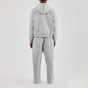 Nuevo Conjunto Deportivo de Invierno para Hombre, de Algodón Grueso de Alta Calidad, Sudadera con Capucha Gris Personalizada y Pantalones Anchos con Bordado - Product Image 4