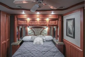 Autocaravana Tiffin A-L-L-E-G-R-O BUS 40AP 605HP del año 2017 lista para la venta - Product Image 3