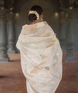 ชุดส่าหรีผ้าลินินเนื้อนุ่มทันสมัยผ้าแจ็คการ์ดสำหรับใส่ทำงานชุดปาร์ตี้สีขาว - Product Image 3