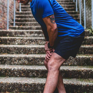 กางเกงขาสั้นออกกำลังกายแบบ2 in 1มีสไตล์สำหรับผู้ชายผสมผสานคุณสมบัติการบีบอัดความสบายและประโยชน์ใช้สอย - Product Image 5