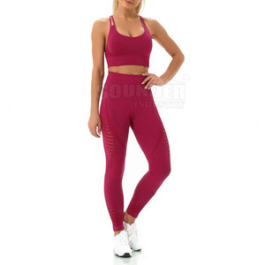 Conjunto de Yoga personalizado de alta calidad para mujer, patrón sólido, transpirable, elástico, cierre de cintura media, etiqueta privada ecológica, precio bajo - Product Image 6