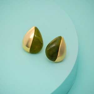 Boucles d'oreilles romantiques en perles en forme de goutte d'eau pour mariage et soirée - Product Image 1
