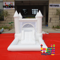 Château gonflable blanc excitant et facile à installer pour les centres de jeux en plein air