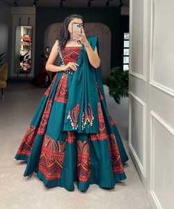 Lehenga Choli Ensemble pour femme Tenue de fête traditionnelle en viscose-Dernière collection de mariage - Product Image 4