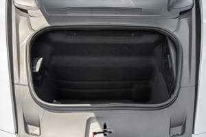 2025 911 Carrera 4 GTS Cabriolet 532 ch Hybride Turbo Flat-6, Transmission intégrale, Gris Glacé Métallisé - Product Image 5