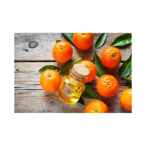 Vente en gros vrac d'huile essentielle de mandarine bio pressée à froid d'huile de support pour le blanchiment de la peau approvisionnement ODM - Product Image 4
