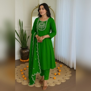 Conjunto de Kurti de Diseño con Bordado en Tela Vichitra de Última Moda con Dupatta, Listo para Enviar, Colección de Moda Verano 2025 - Product Image 1