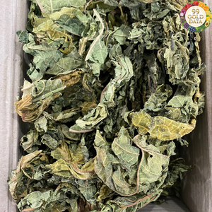 Feuilles de papaye séchées de style vietnamien, fabriquées avec du matériau naturel de feuilles de papaye, pour les boissons et la transformation - Product Image 3