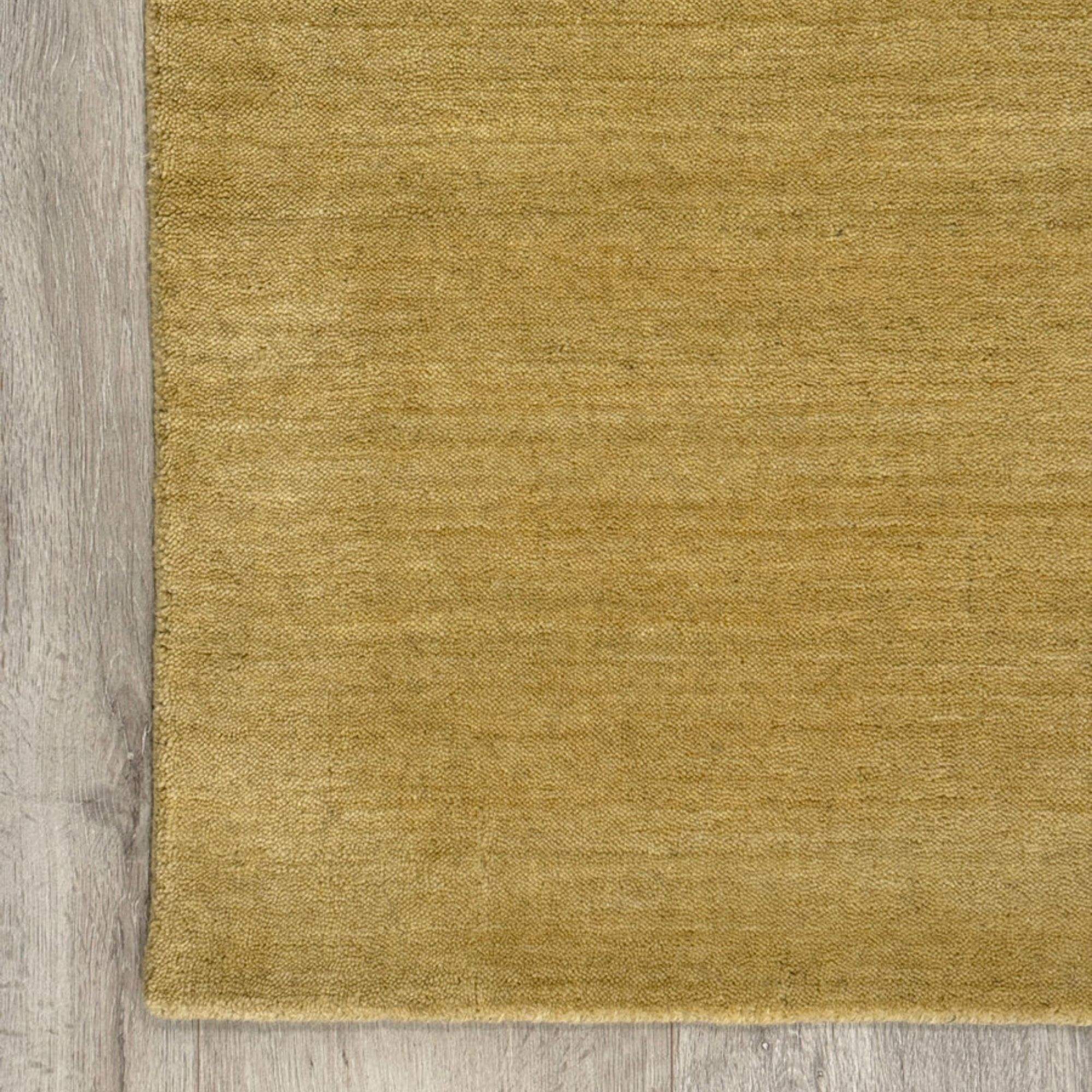 สีเหลือง