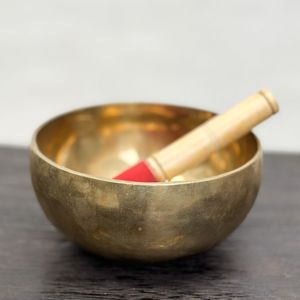 <b>Antique</b> <b>Brass</b> Musical Bowl With Polished Shine Suitable For Home Decoration Festival Gifting And Healing Therapy - Product Image 5