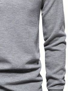 T-shirt Henry pour homme T-shirt à motif gaufré tricoté uni à manches longues de couleur unie pour l'automne et le printemps avec quatre boutons - Product Image 4