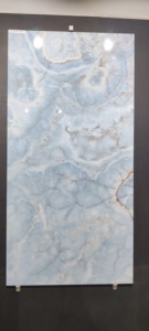 กระเบื้องเซรามิกพอร์ซเลนที่มีความหนา800X1600มม. หนา9มม. สำหรับการตกแต่งภายในของกระเบื้องปูพื้นห้องนั่งเล่นผลิตในอินเดีย - Product Image 4