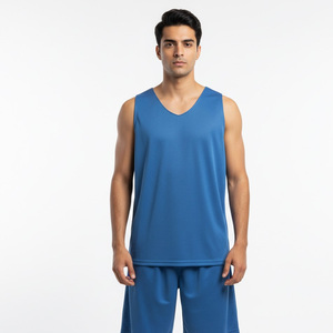 Ensemble de maillots de basket-ball sublimés pour hommes, uniforme d'équipe, conception de logo personnalisée en usine OEM, 100% polyester respirant, séchage rapide, sans manches - Product Image 1