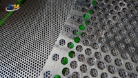 Tôle perforée en acier au carbone, plaque perforée galvanisée pour écran de sécurité de machine, épaisseur 1 mm-5 mm