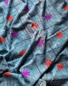 Tenture murale Suzani brodée à la main, tapisserie faite à la main, jeté de broderie en coton - Product Image 4