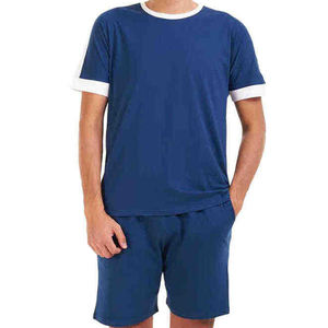 Ensemble de vêtements de sport d'été respirants pour hommes personnalisés par OEM-T-shirts et shorts en coton de différentes couleurs avec motif imprimé - Product Image 6