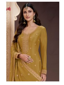 Salwar Kameez Estilo Tradicional Plazo con Bordado Intenso en Chinon y Múltiples Detalles, Talla 60, Mangas Interiores de Santoon de Secado Rápido para Fiesta - Product Image 2