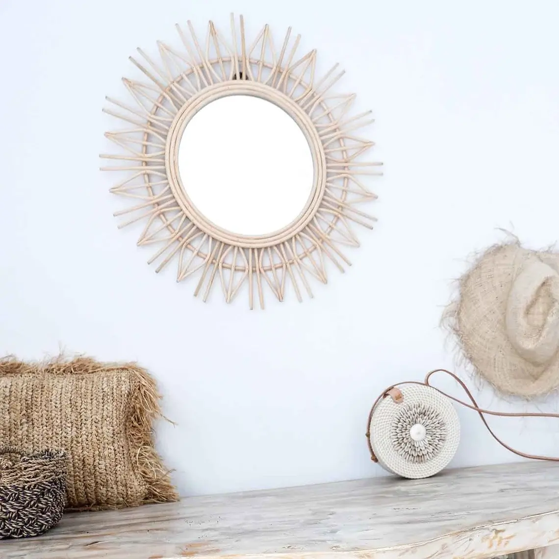 Style flower shaped rattan mirror vintage rattan mirror Round Rattan Mirror Wall Decoration High Quality From Vietnam