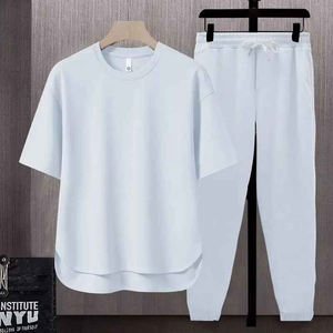 Conjunto de pantalones cortos de manga corta informal de moda para hombre transpirable y cómodo para el verano estilo suelto y atractivo - Product Image 1