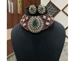 Elegante Juego de Collar y Aretes de Moissanita Chapados en Oro Clásico para Fiesta de Compromiso y Boda para Mujer - Product Image 1