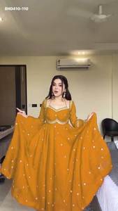 Atractivo Vestido de Foux Gorgette con Bordado de Hilo y Lentejuelas, Suministro al por Mayor de Fábrica, Exportador de Moda Femenina al Precio Más Bajo - Product Image 3