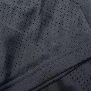 กางเกงขาสั้นเล่นยิมโพลีเอสเตอร์สำหรับผู้ชายกางเกงวิ่งออกกำลังกายขาสั้นผ้าตาข่ายแบบกำหนดเองพิมพ์ลายสกรีน - Product Image 5