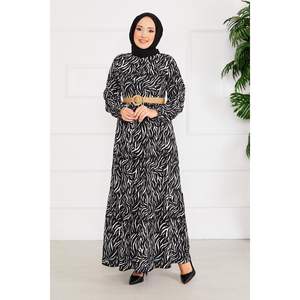 Vestido modesto Hijab de crepé con Cinturón estampado de vidrio roto negro - Product Image 5